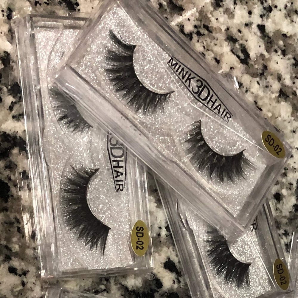 Mink eyelashes